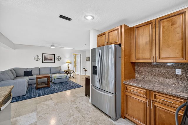 943 NAUTILUS Isle, Dania Beach, FL 33004
