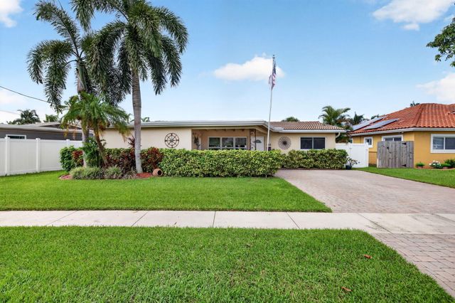943 NAUTILUS Isle, Dania Beach, FL 33004