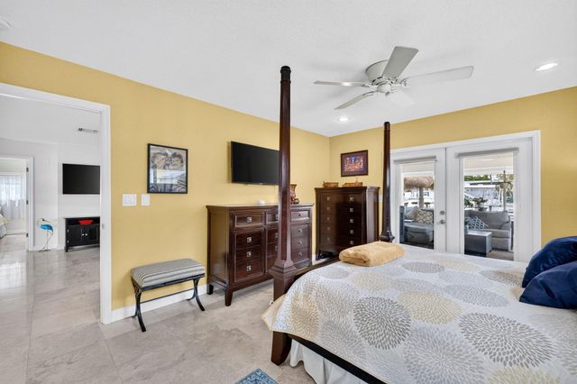 943 NAUTILUS Isle, Dania Beach, FL 33004