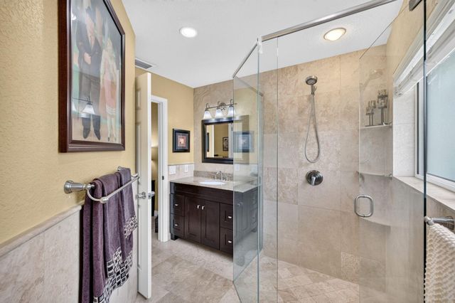 943 NAUTILUS Isle, Dania Beach, FL 33004