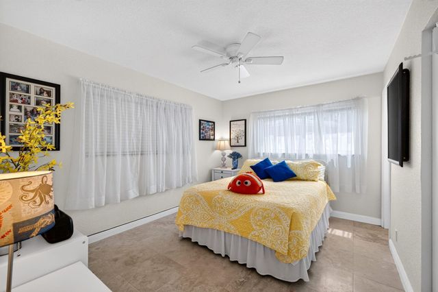 943 NAUTILUS Isle, Dania Beach, FL 33004