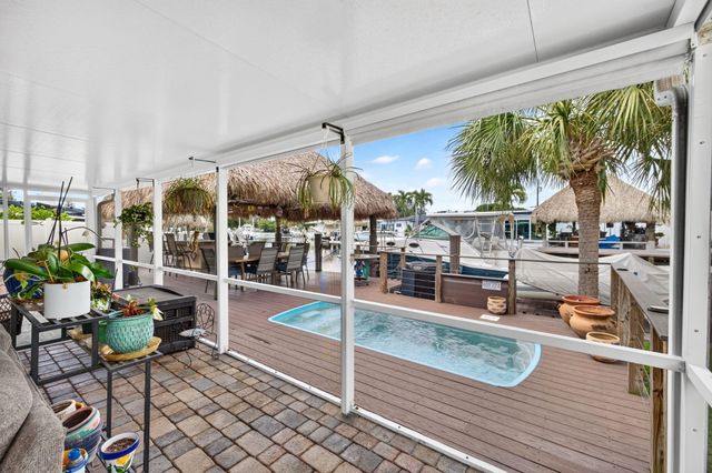 943 NAUTILUS Isle, Dania Beach, FL 33004