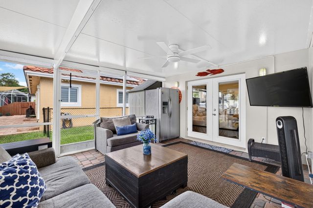 943 NAUTILUS Isle, Dania Beach, FL 33004