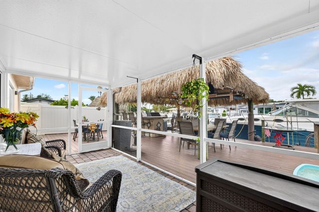 943 NAUTILUS Isle, Dania Beach, FL 33004