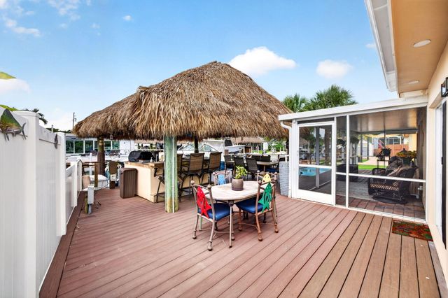 943 NAUTILUS Isle, Dania Beach, FL 33004