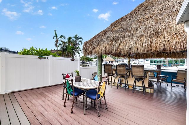 943 NAUTILUS Isle, Dania Beach, FL 33004