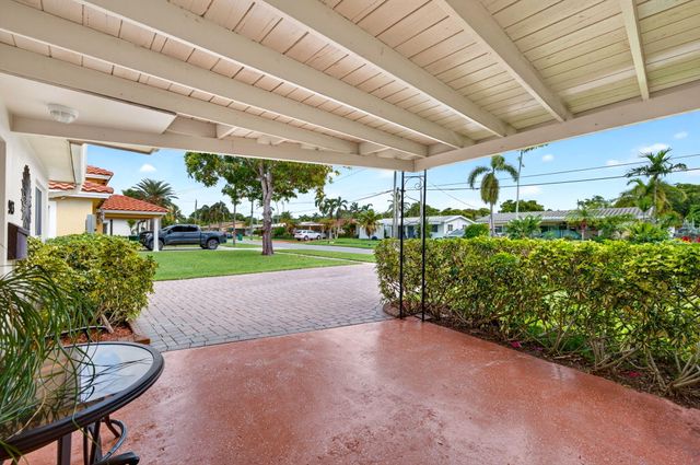 943 NAUTILUS Isle, Dania Beach, FL 33004
