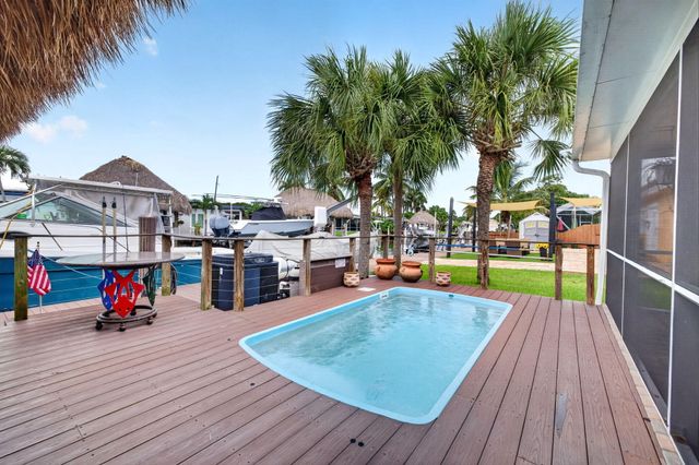 943 NAUTILUS Isle, Dania Beach, FL 33004