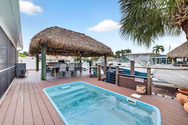 943 NAUTILUS Isle, Dania Beach, FL 33004