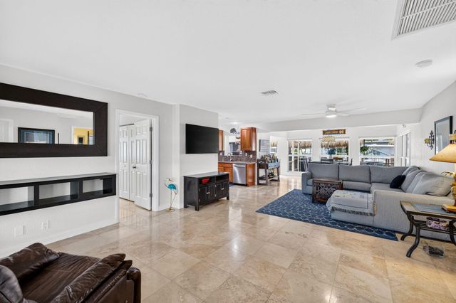 943 NAUTILUS Isle, Dania Beach, FL 33004