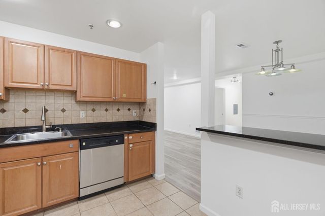 116 Chariot Court, Piscataway, NJ 08854