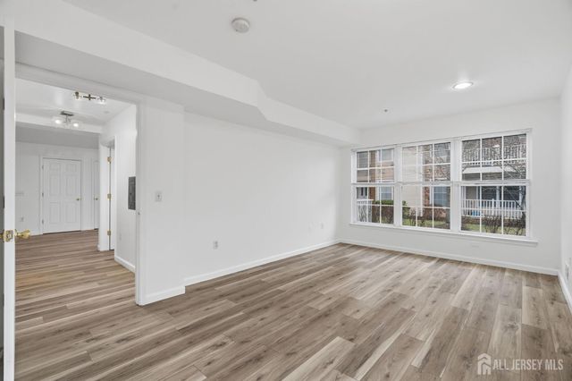 116 Chariot Court, Piscataway, NJ 08854