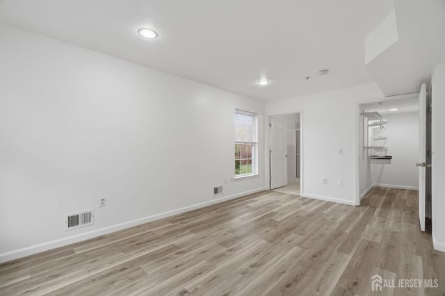 116 Chariot Court, Piscataway, NJ 08854