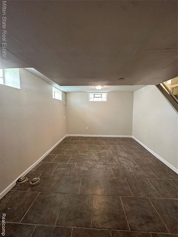 4616 CHOVIN Street, Dearborn, MI 48126