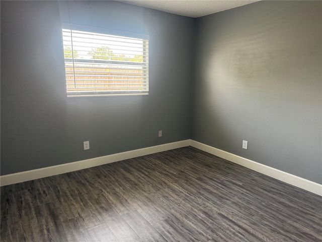 900 70TH STREET N 102, St Petersburg, FL 33710