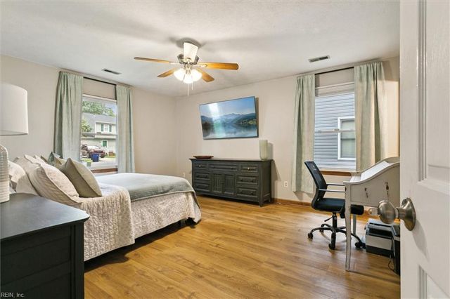 486 Wyn DR, Newport News, VA 23608