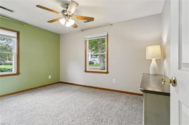 486 Wyn DR, Newport News, VA 23608