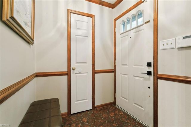 486 Wyn DR, Newport News, VA 23608