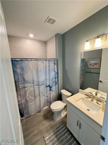 20285 Napa LOOP, Estero, FL 33928