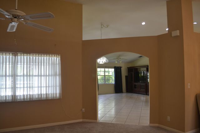 1104 Raintree Lane, Wellington, FL 33414