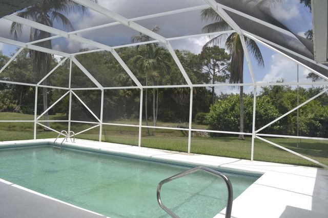 1104 Raintree Lane, Wellington, FL 33414