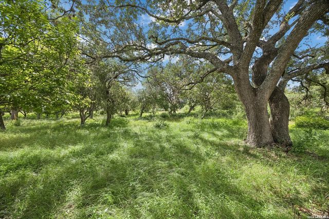 6647 STONYKIRK RD, San Antonio, TX 78240
