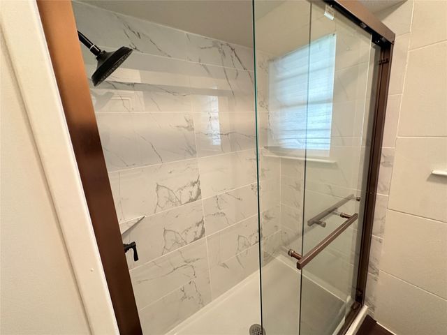 5823 Marview Lane, Dallas, TX 75227