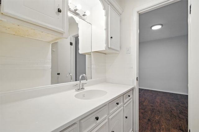 5823 Marview Lane, Dallas, TX 75227