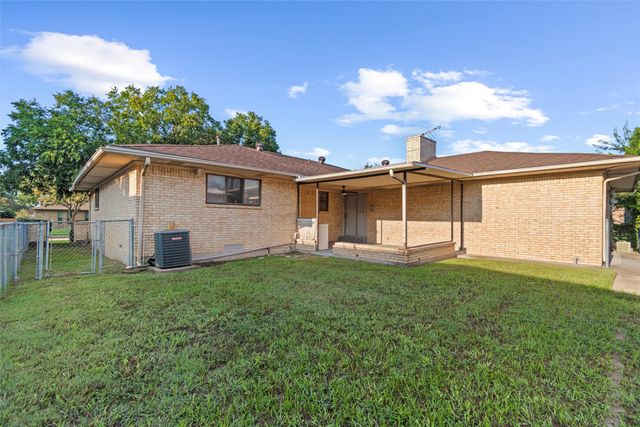 5823 Marview Lane, Dallas, TX 75227