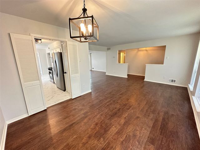 5823 Marview Lane, Dallas, TX 75227