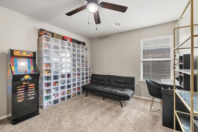 9209 NW 71st Street, Yukon, OK 73099