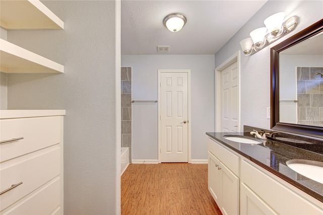 503 W Linney Street, Dayton, TX 77535
