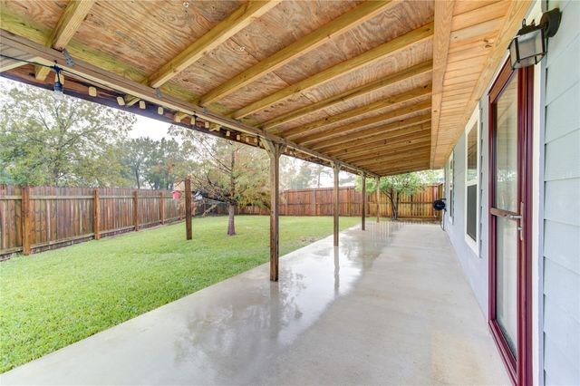 503 W Linney Street, Dayton, TX 77535