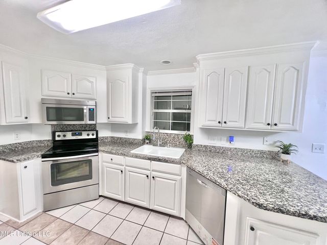 507 Brookstone Drive, Madison, MS 39110