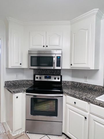 507 Brookstone Drive, Madison, MS 39110