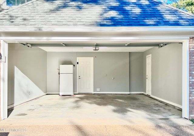 507 Brookstone Drive, Madison, MS 39110