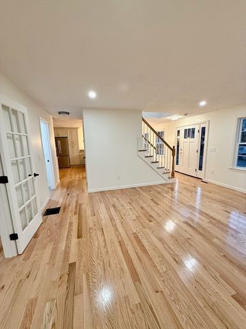 38 Colonial Rd., Webster, MA 01570