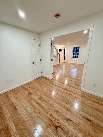 38 Colonial Rd., Webster, MA 01570