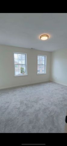 38 Colonial Rd., Webster, MA 01570