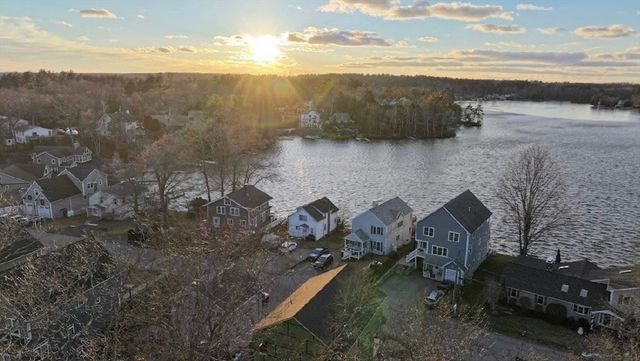 38 Colonial Rd., Webster, MA 01570