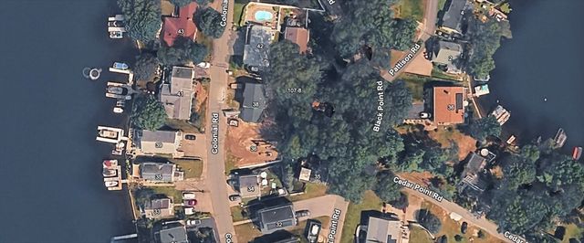 38 Colonial Rd., Webster, MA 01570