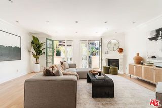 11749 Goshen Avenue 301, Los Angeles, CA 90049