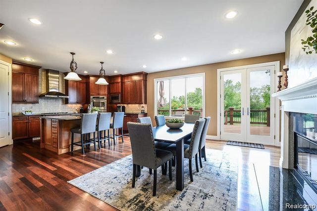 51341 Park Place Drive, Novi, MI 48167