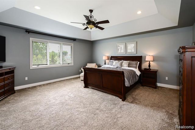 51341 Park Place Drive, Novi, MI 48167