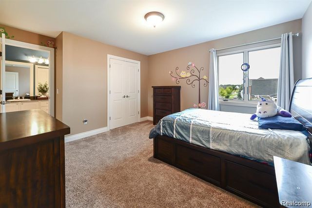 51341 Park Place Drive, Novi, MI 48167