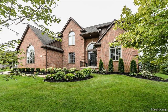51341 Park Place Drive, Novi, MI 48167