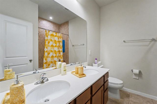 10155 GLIDING EAGLE WAY, Land O Lakes, FL 34638