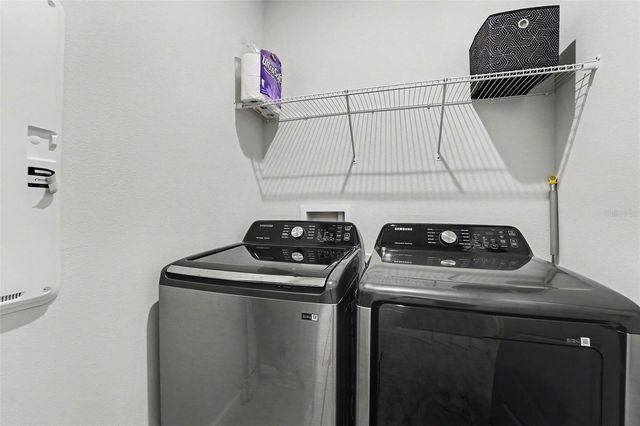 10155 GLIDING EAGLE WAY, Land O Lakes, FL 34638