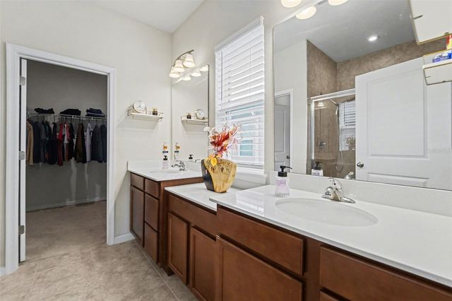 10155 GLIDING EAGLE WAY, Land O Lakes, FL 34638