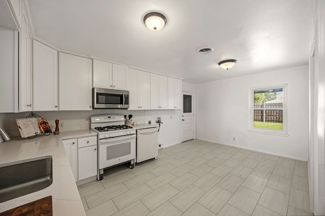 630 Scottsdale Drive, Richardson, TX 75080